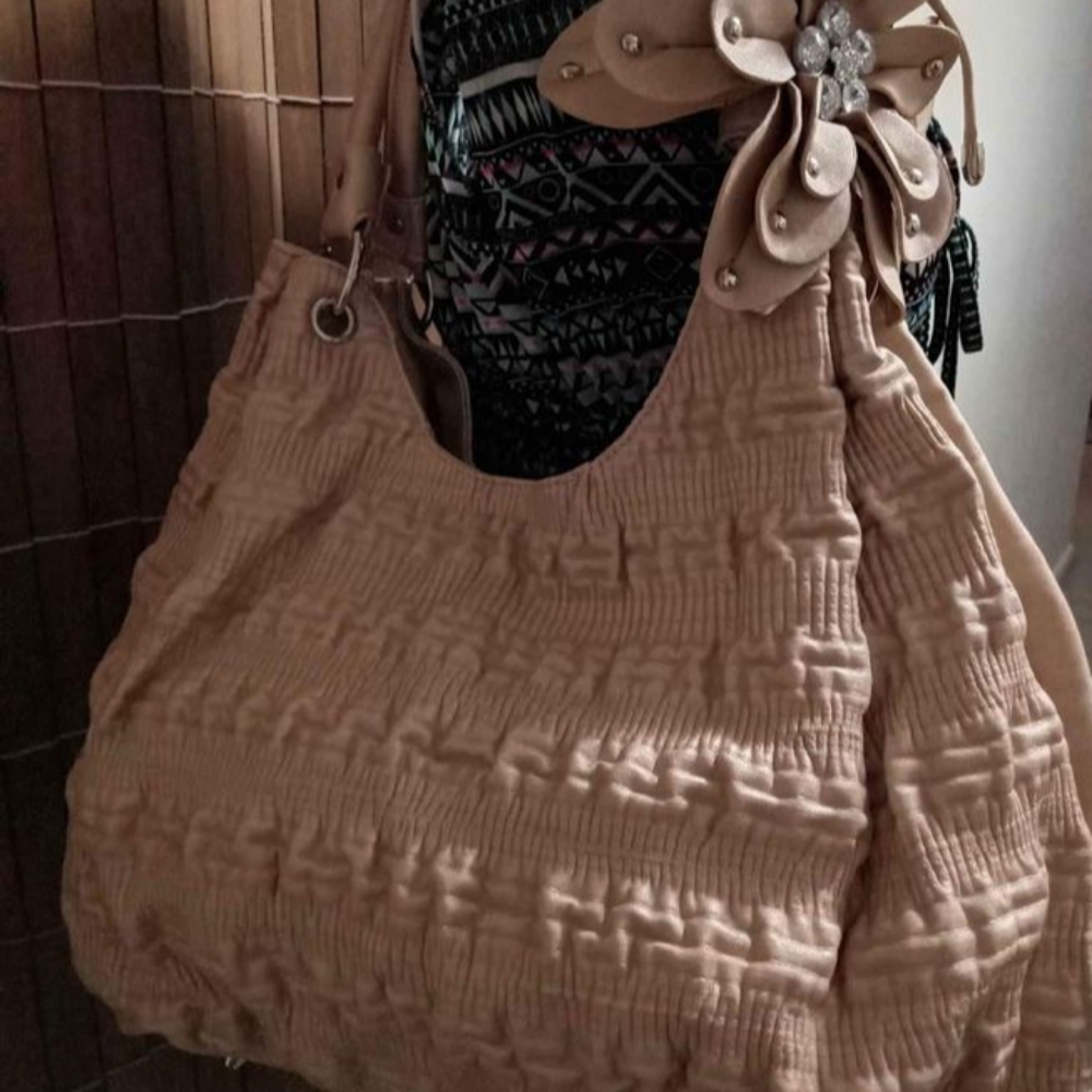 Pearl Slouch Handbag w/large Floral Accessory(removable/snap)